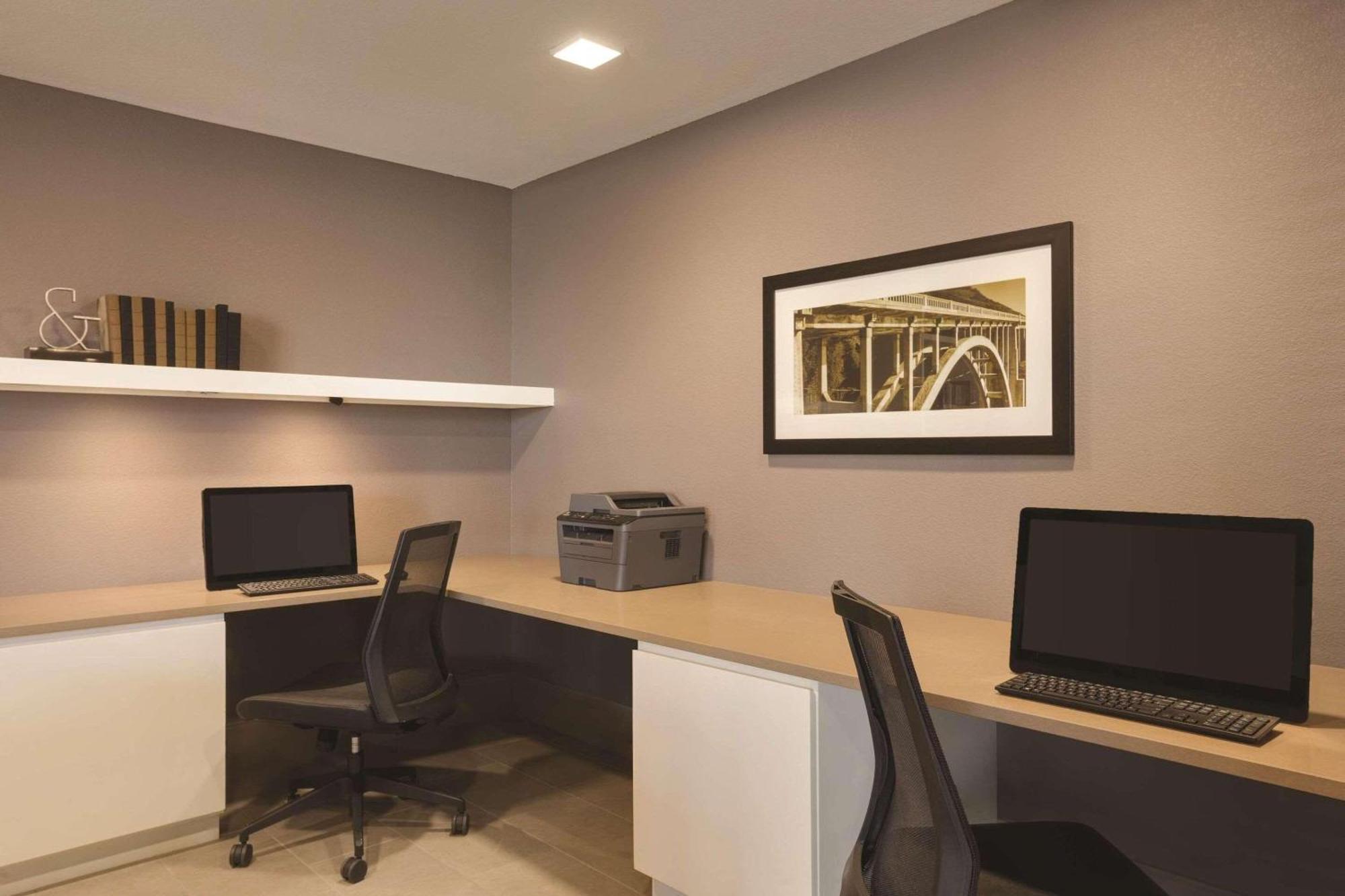 Country Inn & Suites By Radisson, Lawrence, Ks Extérieur photo